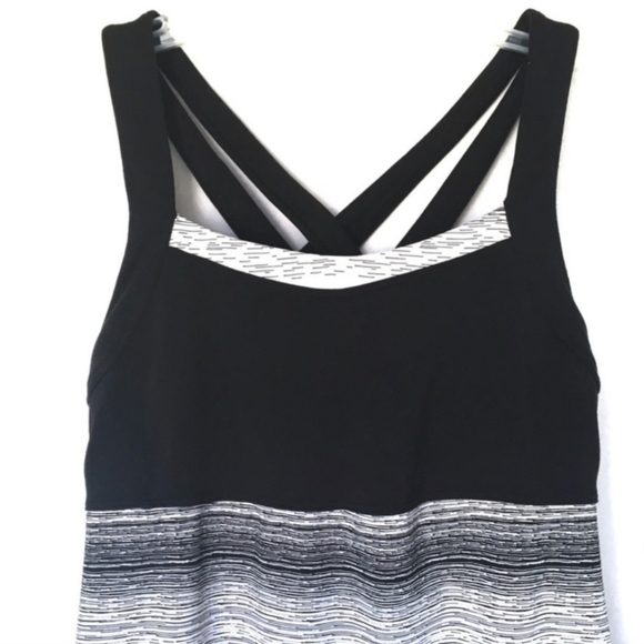 Athleta Stride Crunch And Punch Black White Tank Top Women's XXS Striped Strappy - Picture 3 of 9